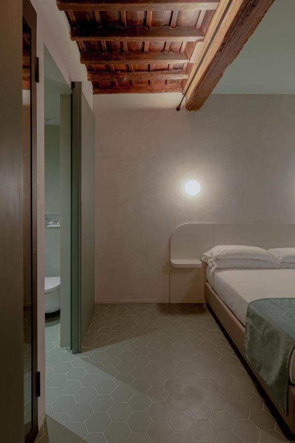 Design With Private Pool In Campo Dei Fiori Apartamento *